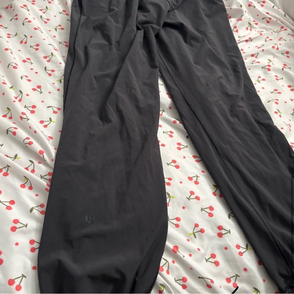 Lululemon joggers